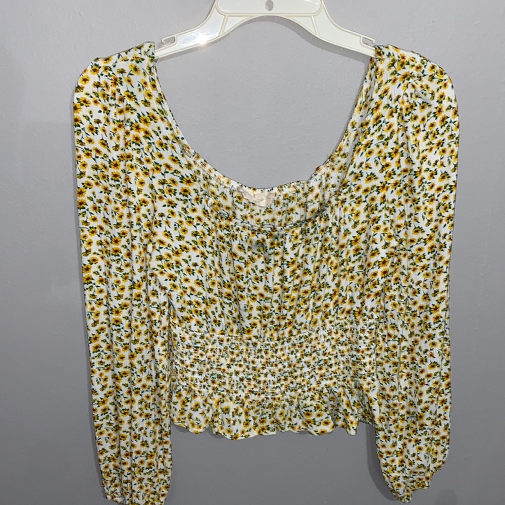 Crop long sleeved, Altard state, size small,